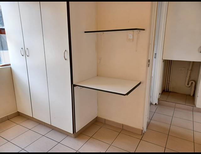 2 BEDROOM FLAT RENTED IN SYDENHAM